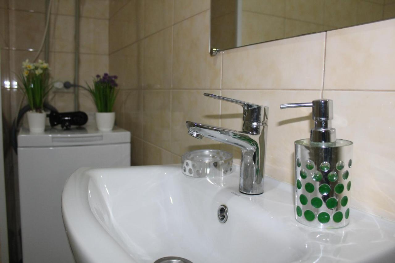 Comfortable Studio Apartments In A Secure Residential Complex Comfort Town Кт-02 キエフ エクステリア 写真