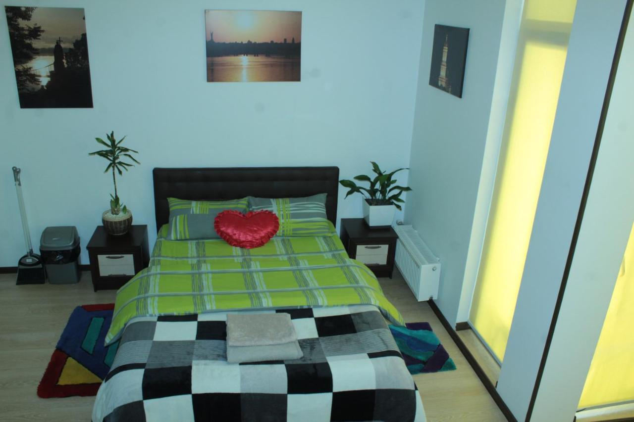 Comfortable Studio Apartments In A Secure Residential Complex Comfort Town Кт-02 キエフ エクステリア 写真