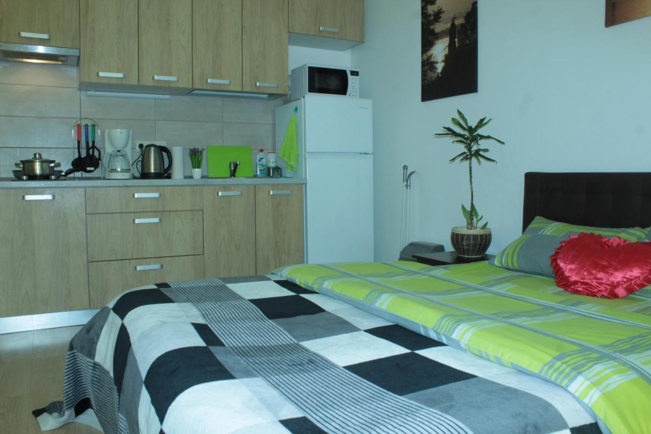Comfortable Studio Apartments In A Secure Residential Complex Comfort Town Кт-02 キエフ エクステリア 写真