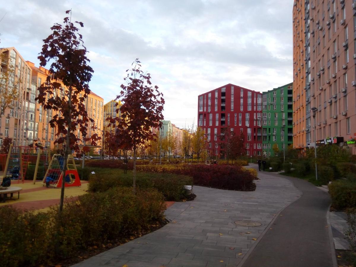 Comfortable Studio Apartments In A Secure Residential Complex Comfort Town Кт-02 キエフ エクステリア 写真